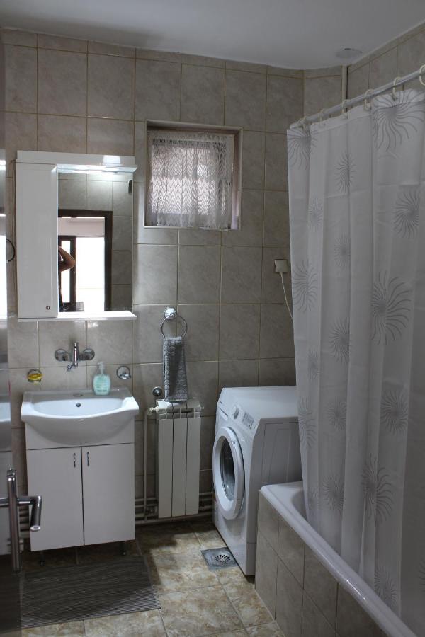 M Apartment Vrsac Luaran gambar