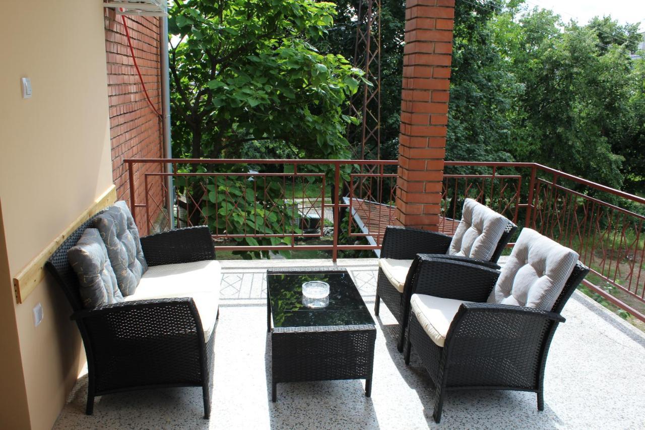 M Apartment Vrsac Luaran gambar