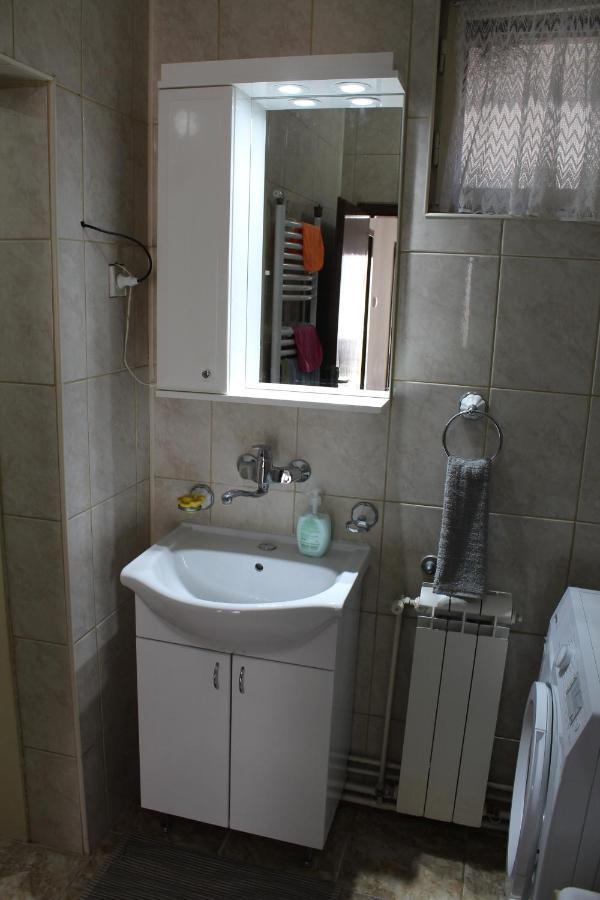 M Apartment Vrsac Luaran gambar