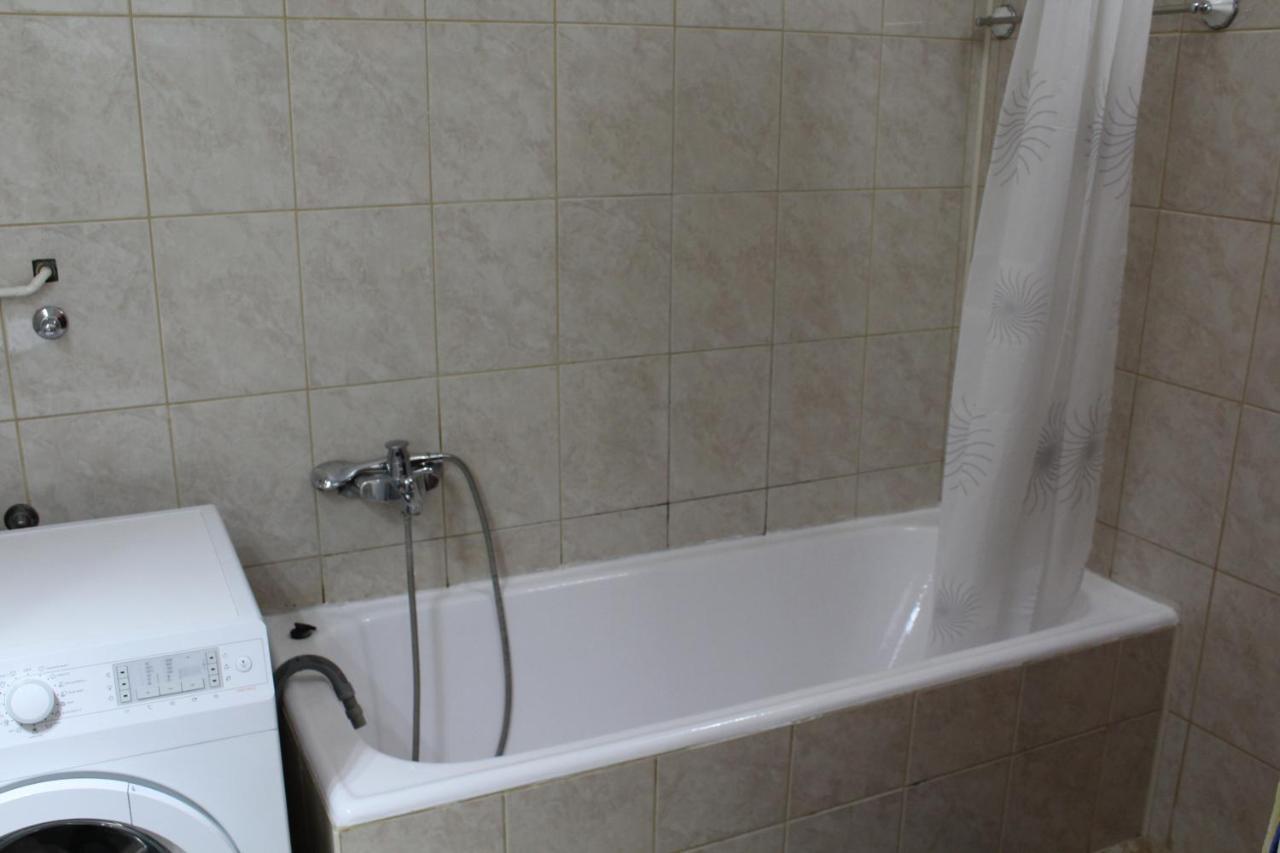 M Apartment Vrsac Luaran gambar